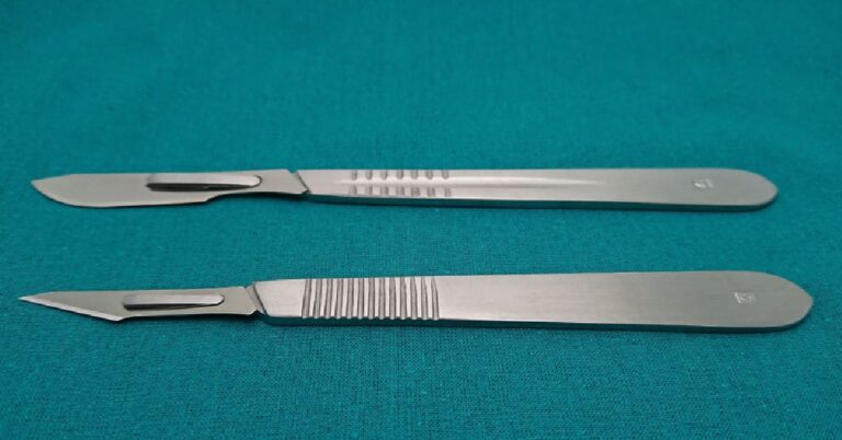 How Sharp is a Scalpel Compared to Knives?